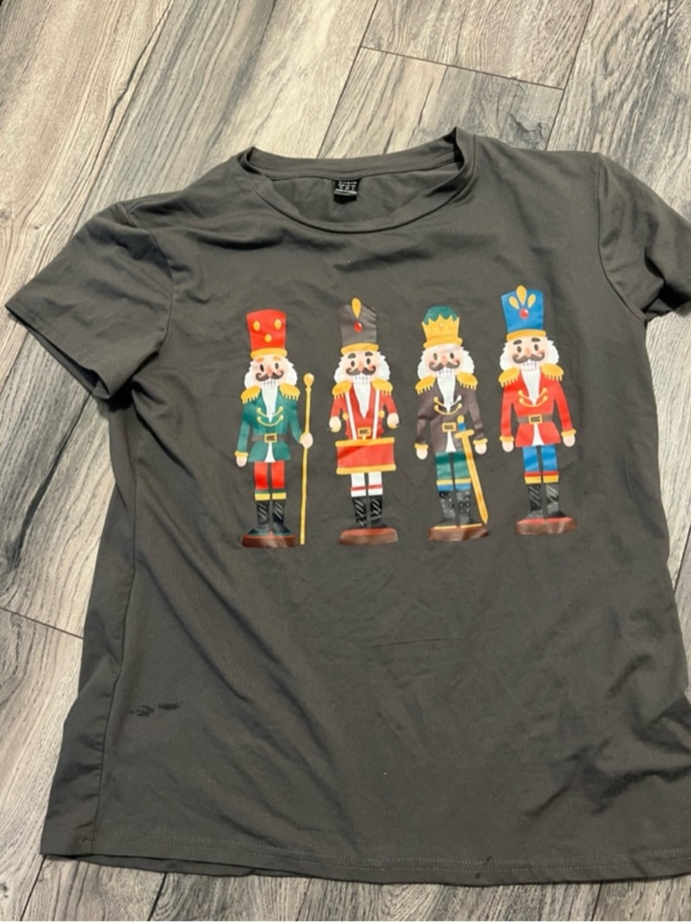 Bundle of 7 holiday clothing pieces - Picture 4 of 8